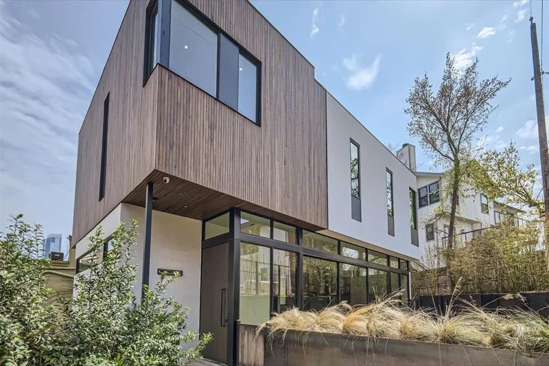 1315 W 9th #B : Dick Clark