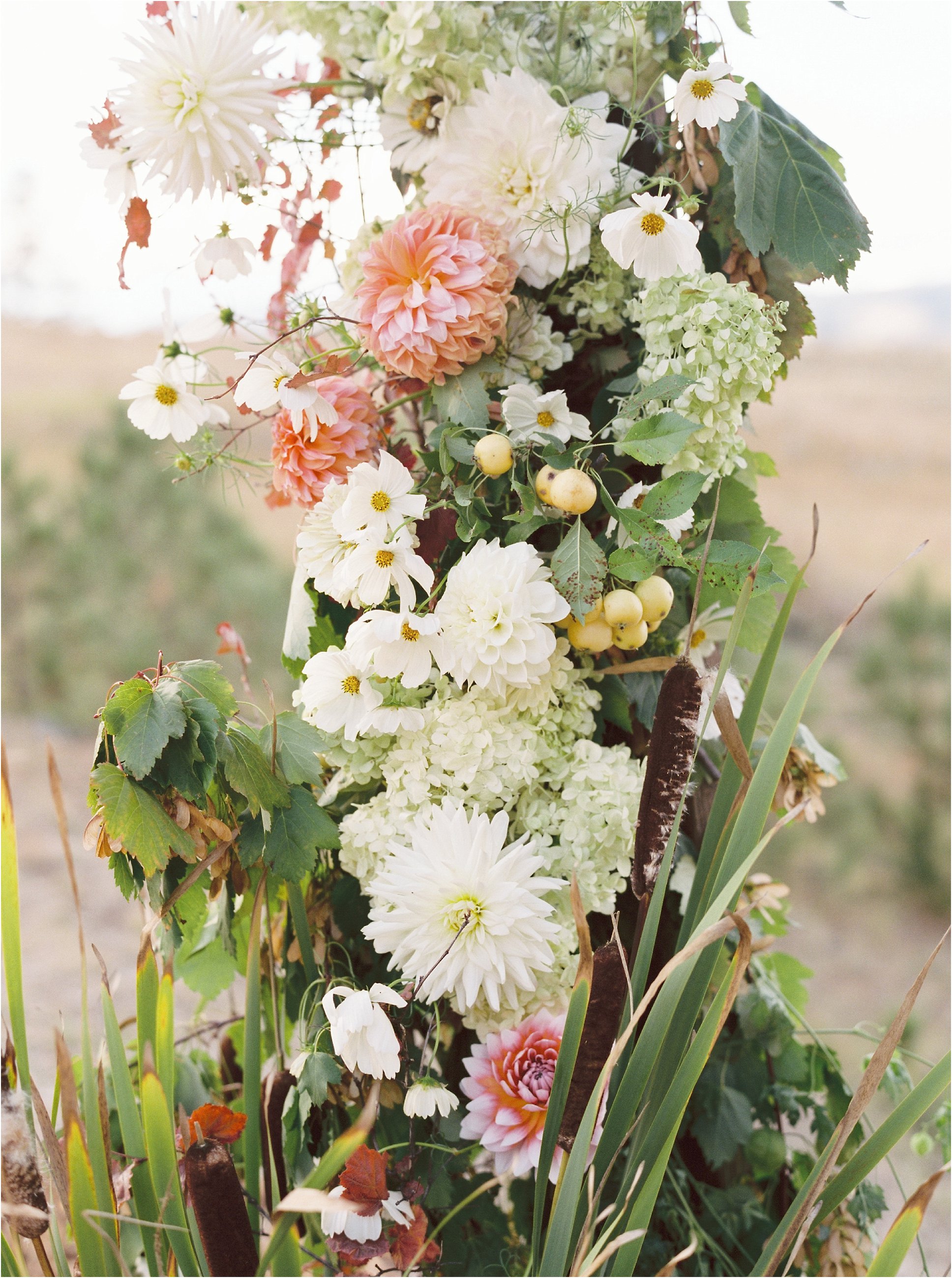 montana_wedding_jeremiahrachelphotography_resort_at_paws_up0031.JPG