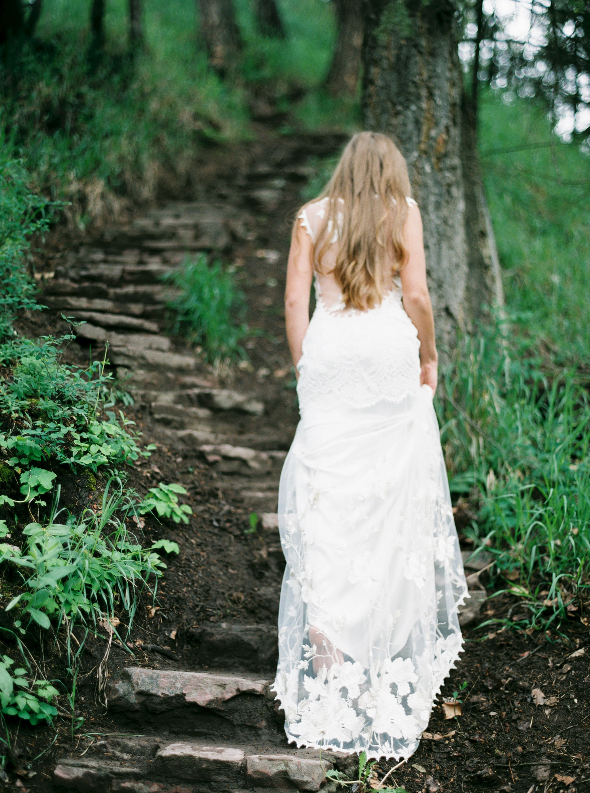  Scotland inspired bridal shoot on film

Jeremiah & Rachel Photography

www.jeremiahandrachel.com

Featured on Oncewed

 