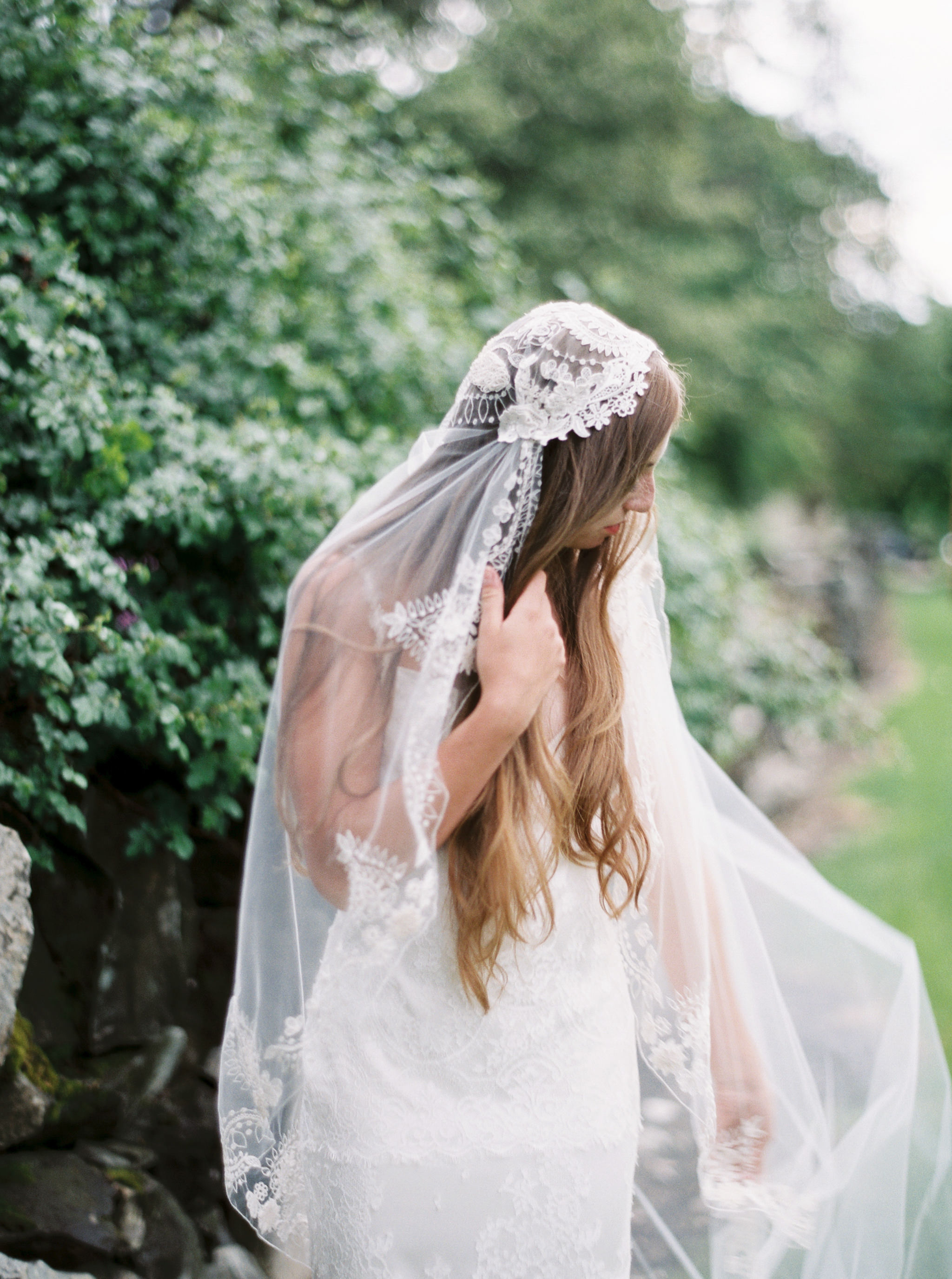  Scotland inspired bridal shoot on film

Jeremiah & Rachel Photography

www.jeremiahandrachel.com

Featured on Oncewed

 