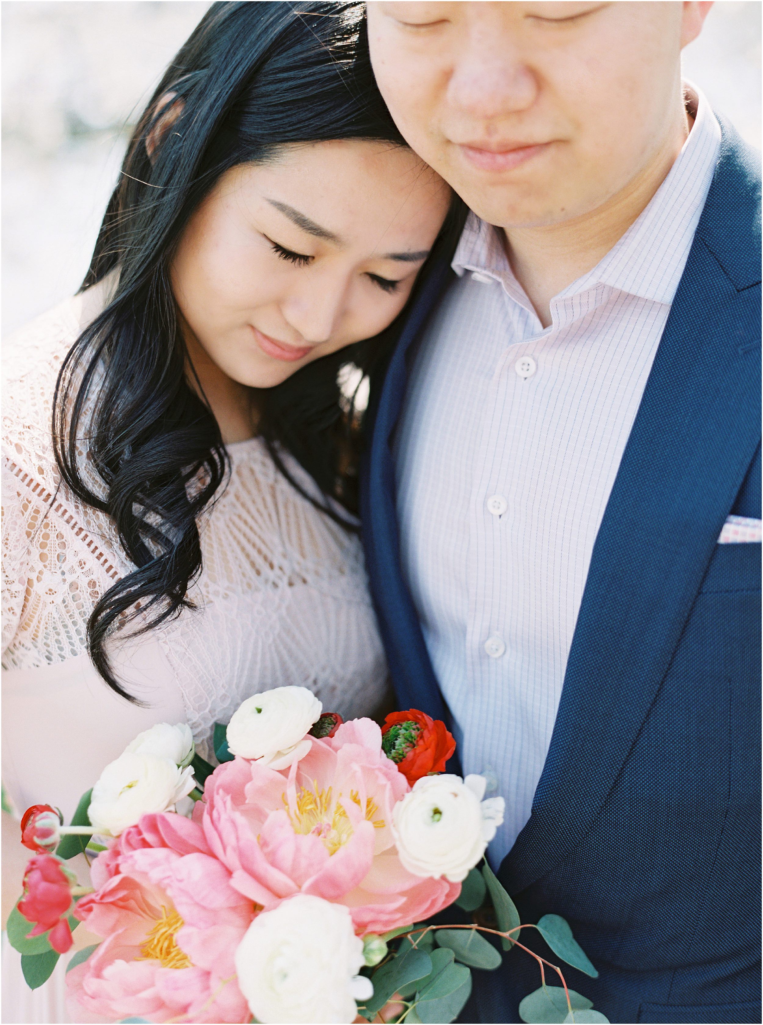 JeremiahRachelPhotography_CentralPark_NYC_SpringtimeBloom_EngagementSession0008.JPG