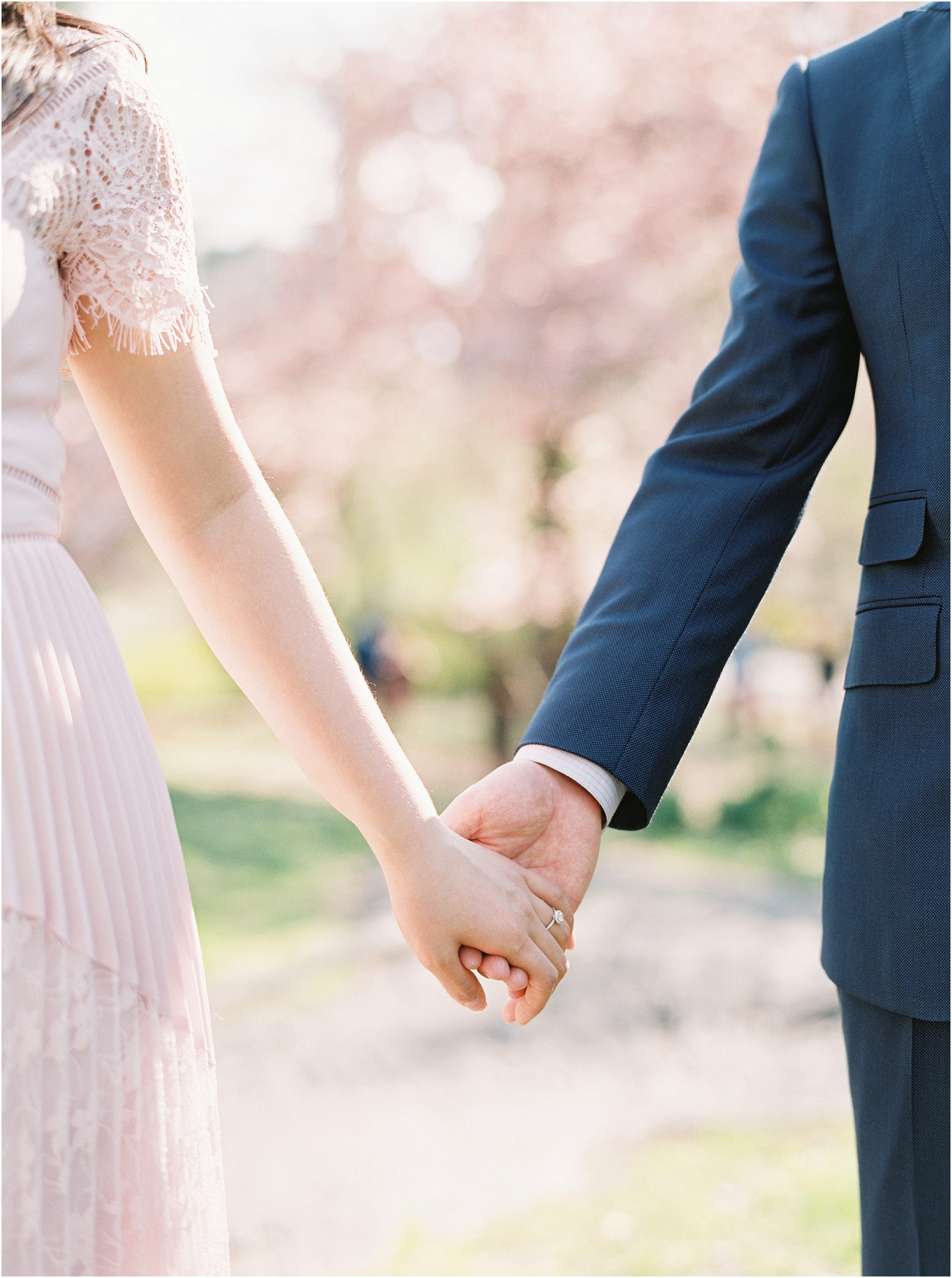 JeremiahRachelPhotography_CentralPark_NYC_SpringtimeBloom_EngagementSession0011.JPG