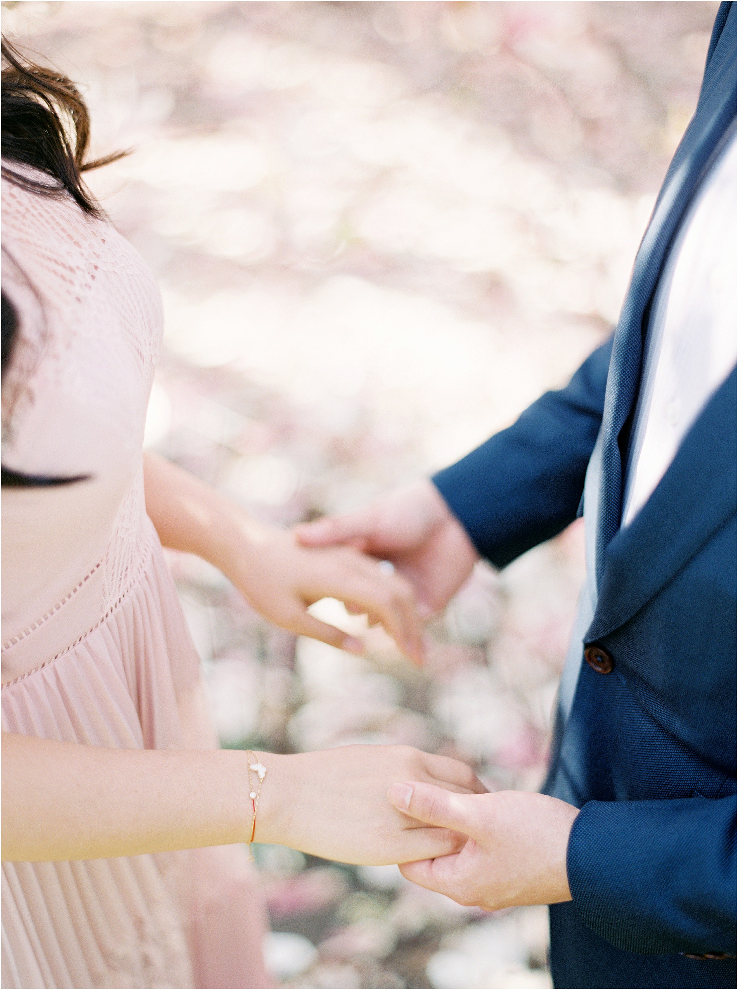 JeremiahRachelPhotography_CentralPark_NYC_SpringtimeBloom_EngagementSession0016.JPG