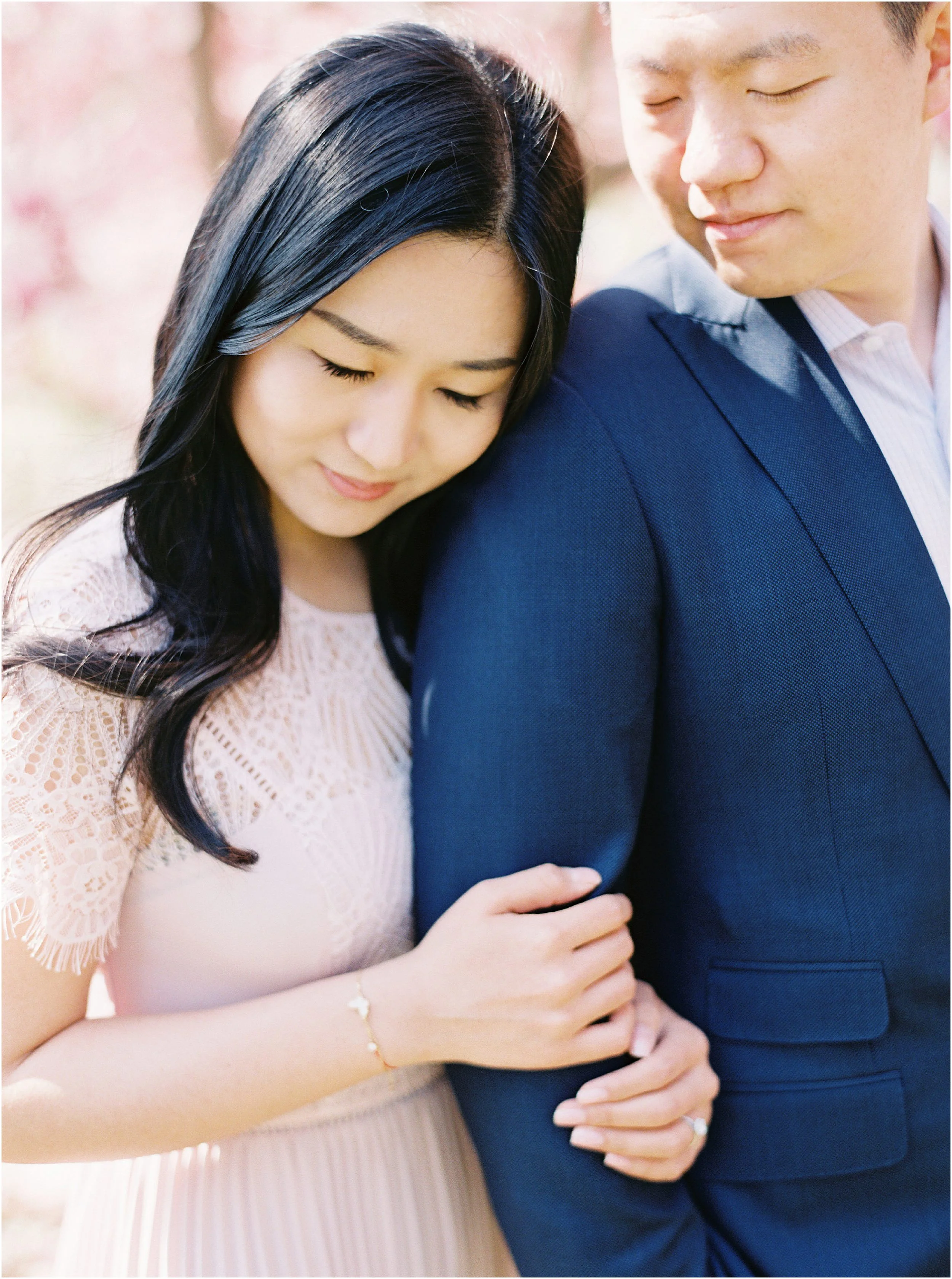 JeremiahRachelPhotography_CentralPark_NYC_SpringtimeBloom_EngagementSession0027.JPG