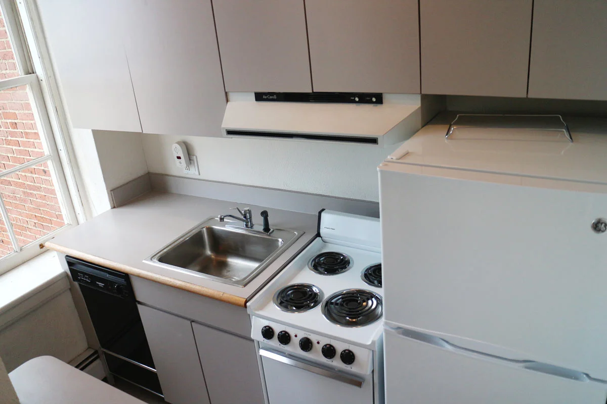 20150820_Unit305_0153.jpg