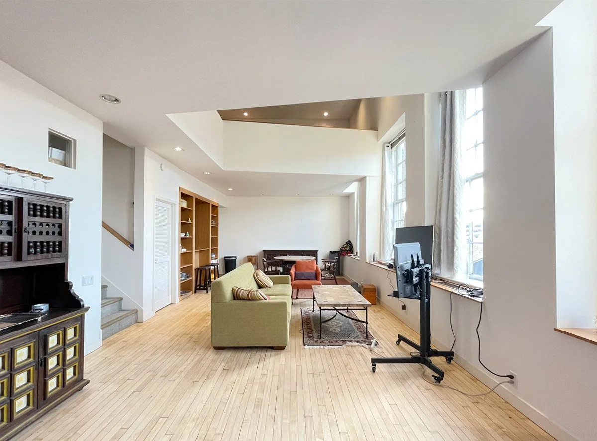 LivingRm_Straight_3972_Web.jpg