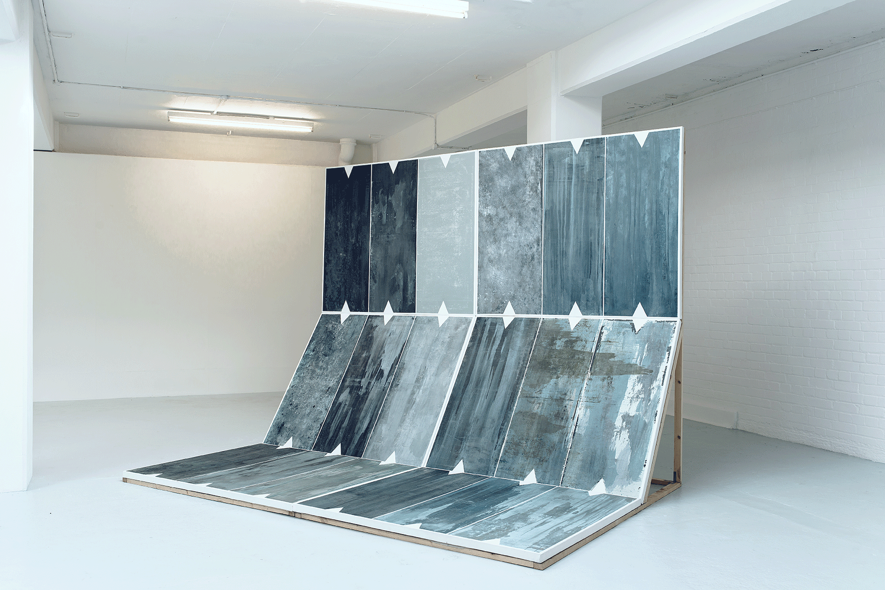  Thunder 2016  Oil on canvas, wooden supports  6x (150x120cm canvases) 
