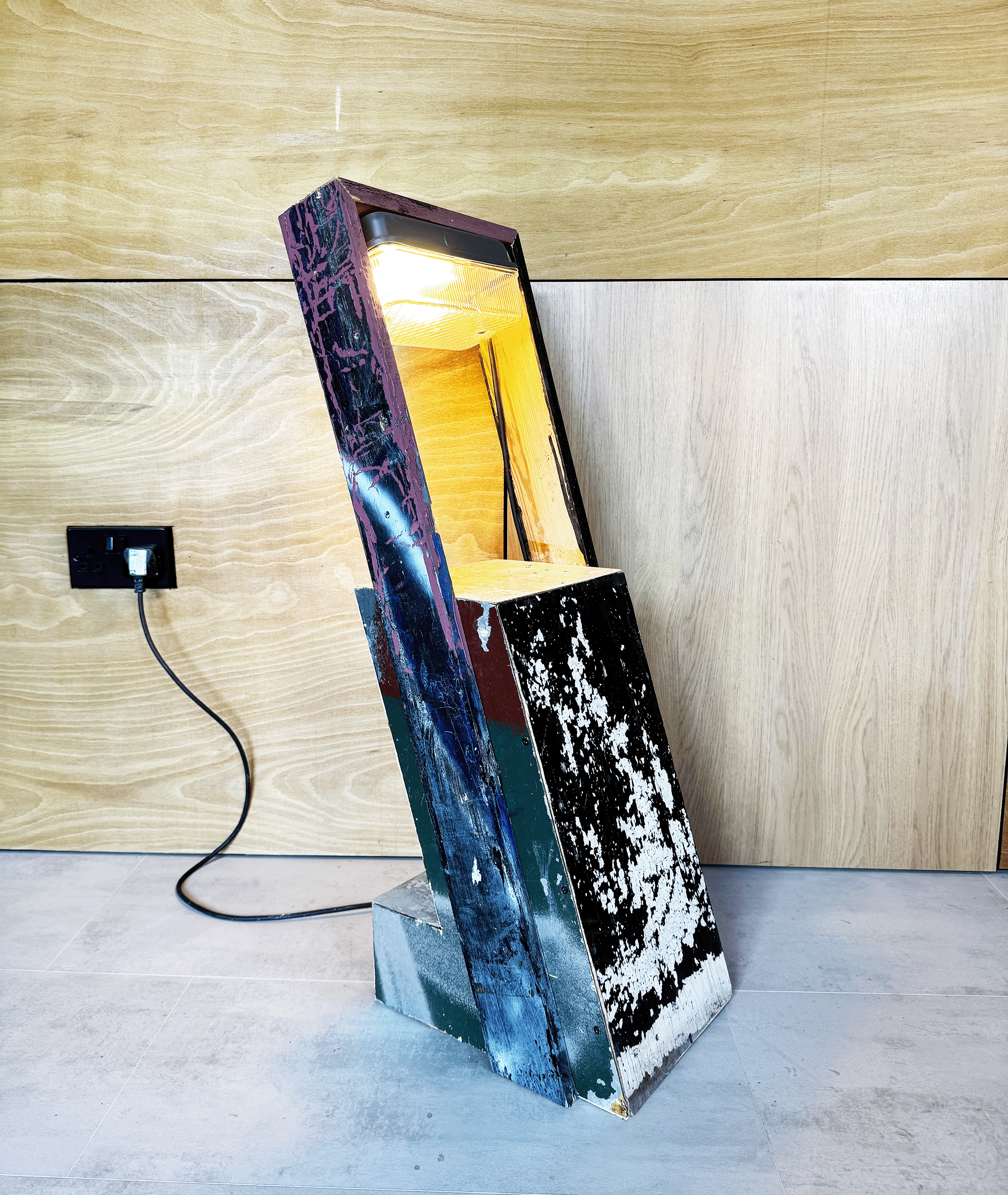 mike-ballard-lamp23.gif