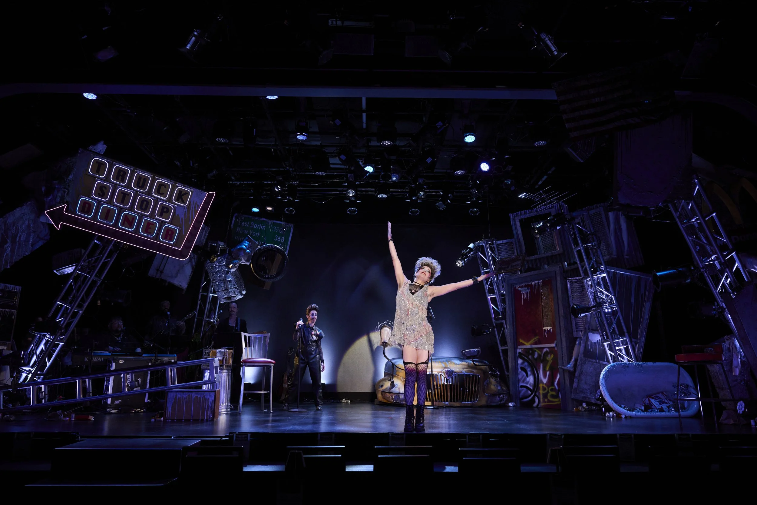 260521_CityTheatre_Hedwig_KJH_200.jpg
