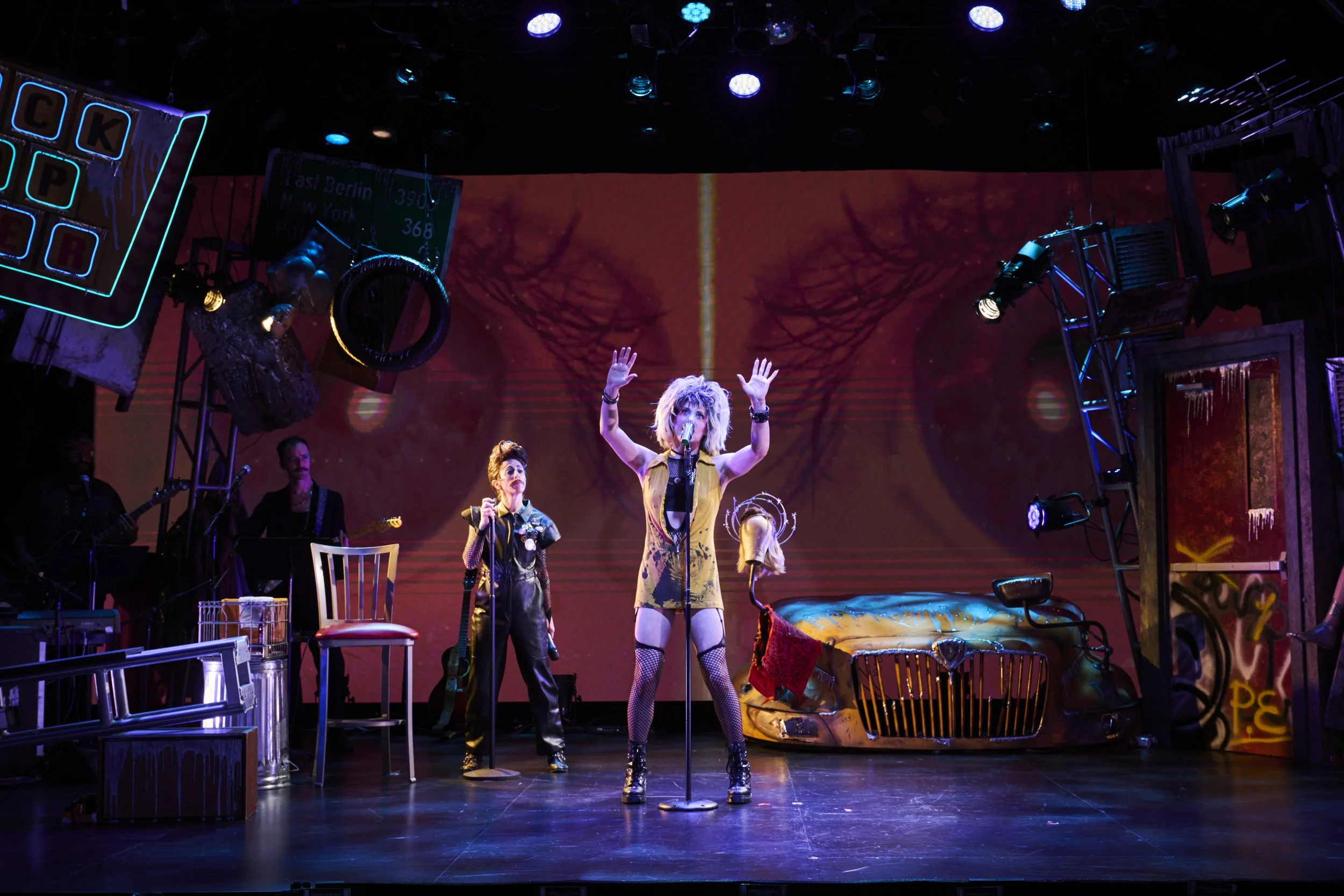 260521_CityTheatre_Hedwig_KJH_137.jpg