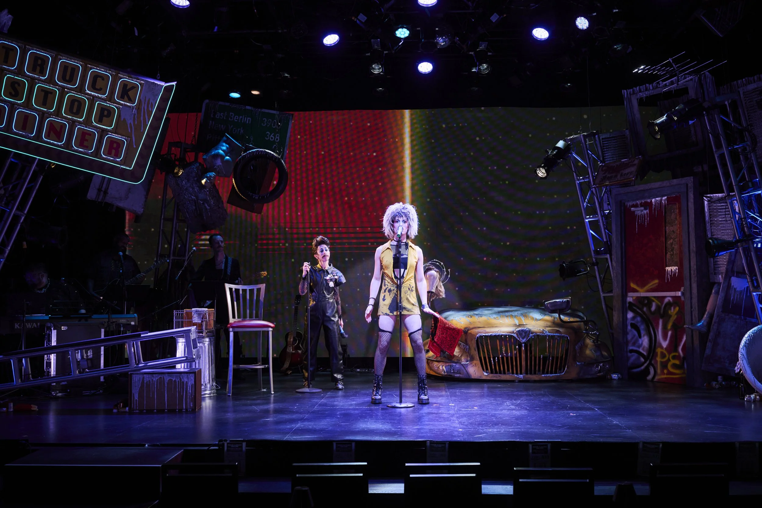 260521_CityTheatre_Hedwig_KJH_131.jpg