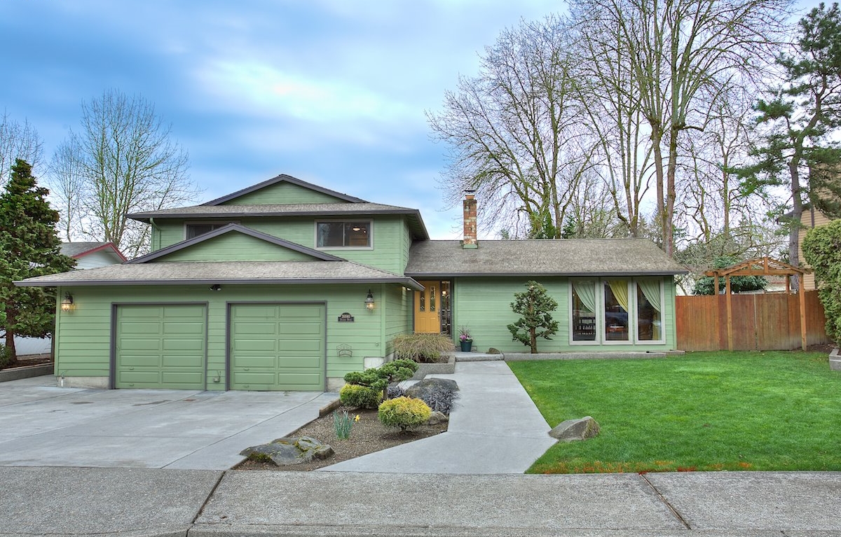 20040 NW Paulina Drive