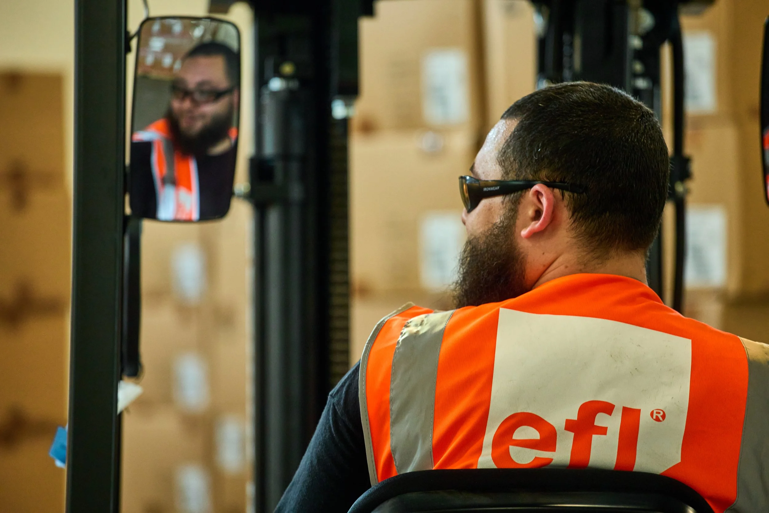 20220613_EFLGlobal_DME_Warehouse_Interior_F59A9875.jpg