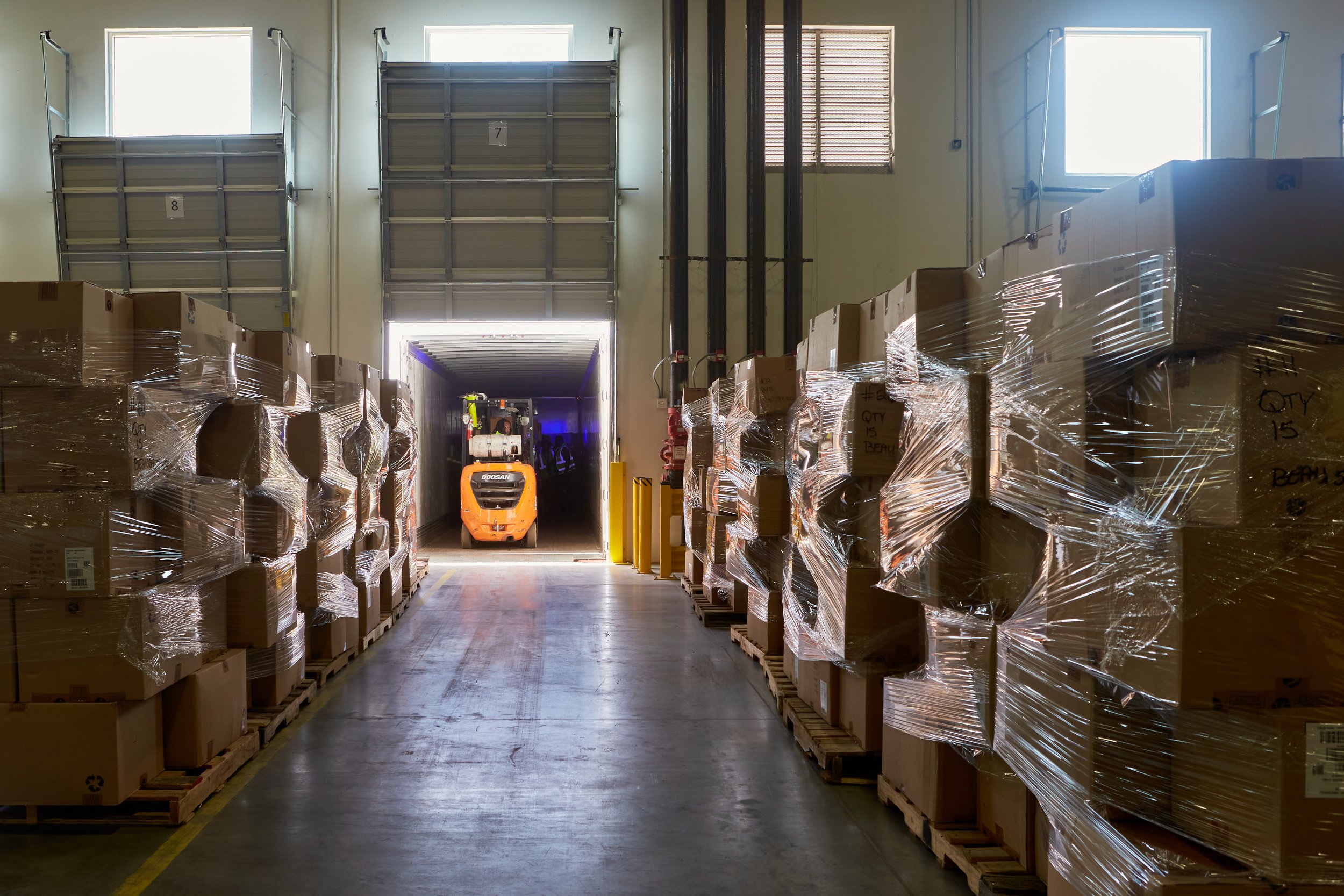 20220613_EFLGlobal_DME_Warehouse_Interior_AU9V7473.jpg