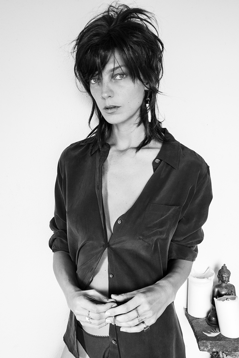 daria-werbowy-eq-selfie-02_201004700256.jpg_gallery_max.jpg