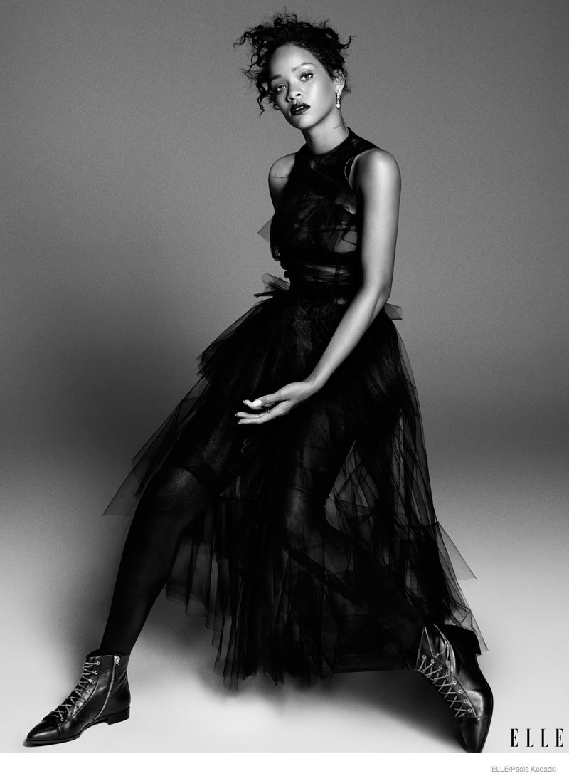 rihanna-elle-december-2014-07.jpg