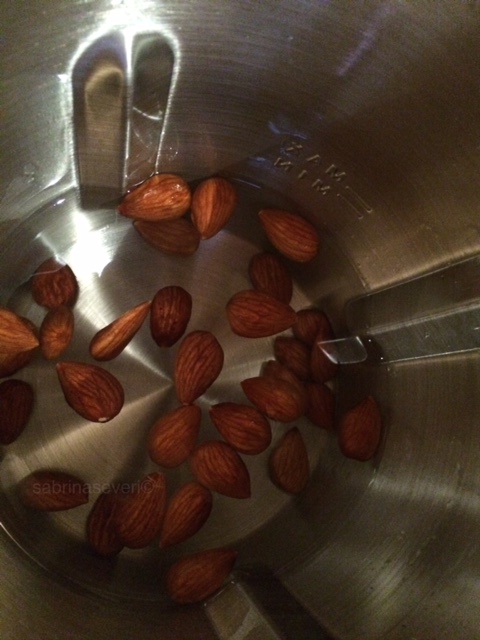Mandorle Almonds