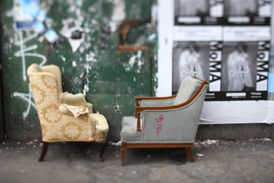 New York | Deep in Conversation