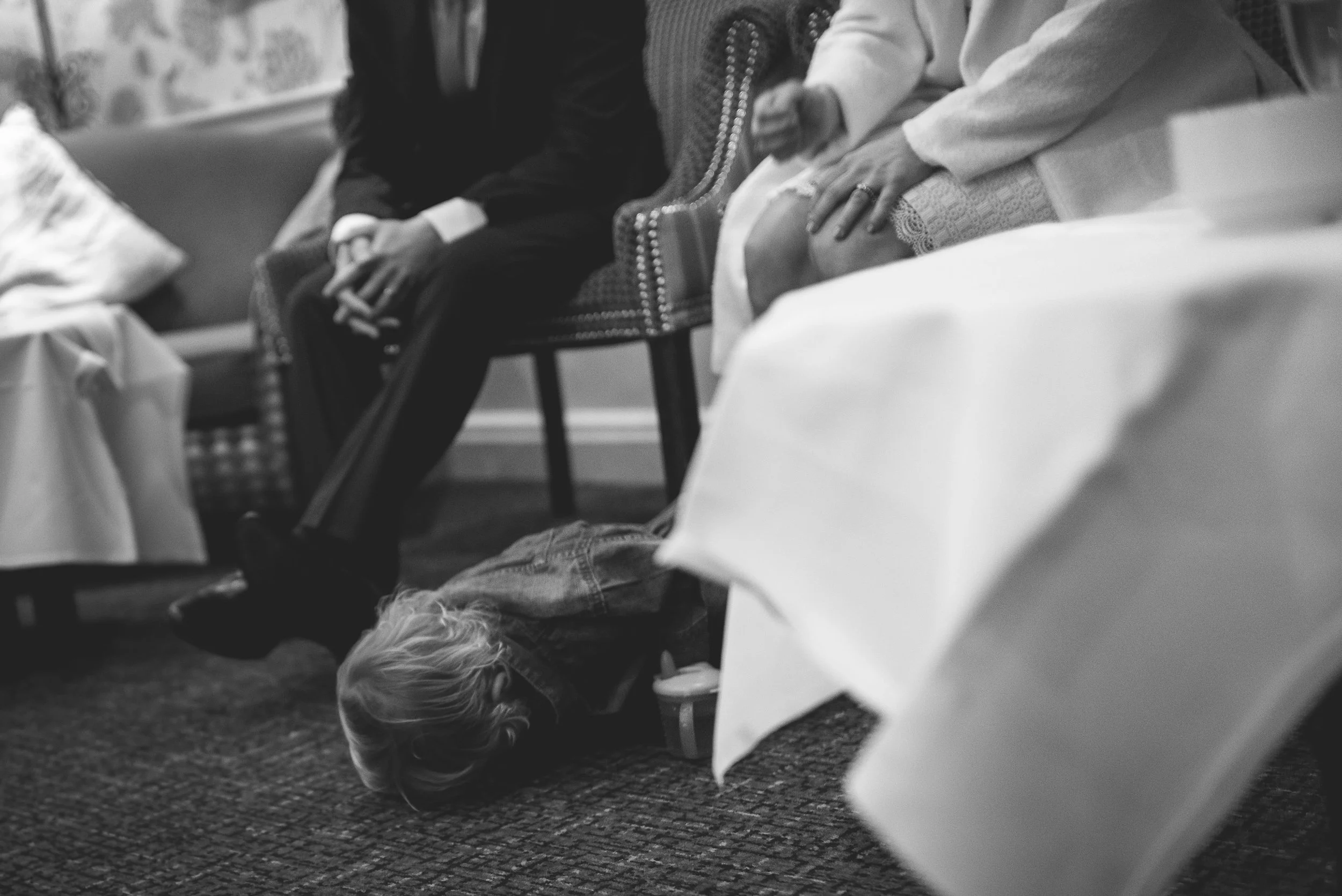 Salisbury Registry Office wedding with Louise and james