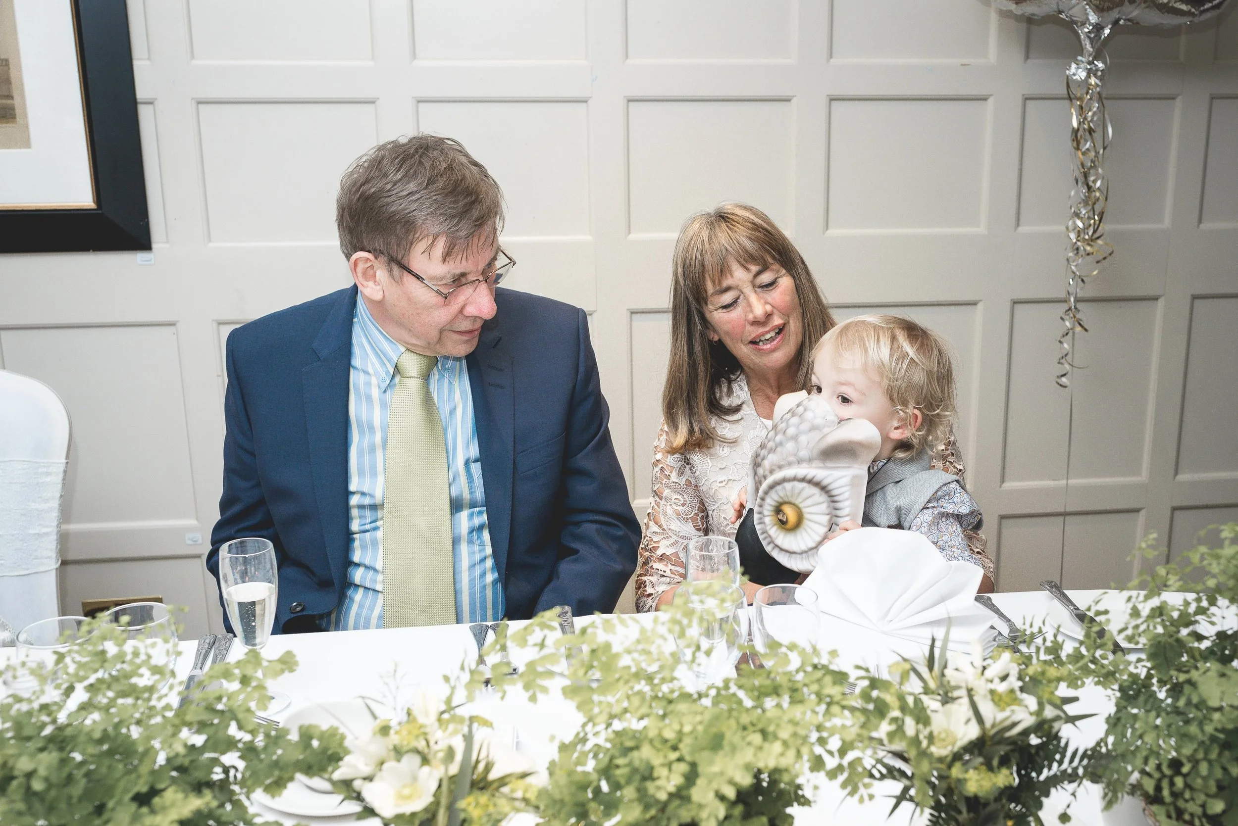 Salisbury Registry Office wedding with Louise and james