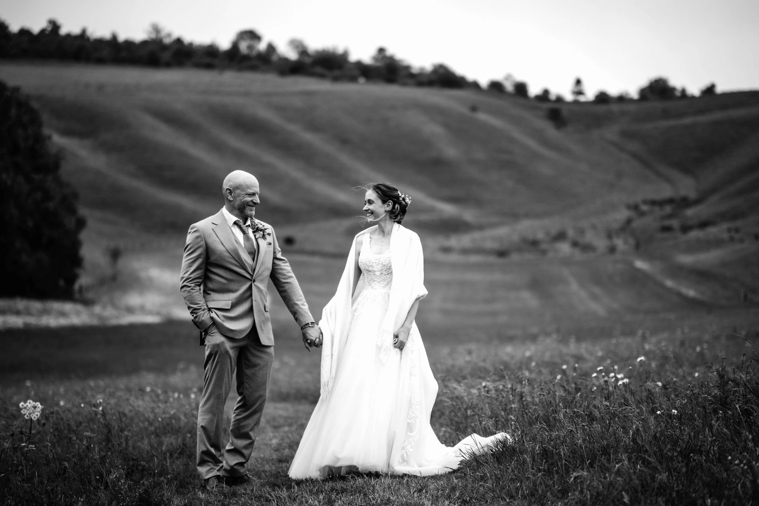 Wellington Barn wedding photography with Louise and Gordon