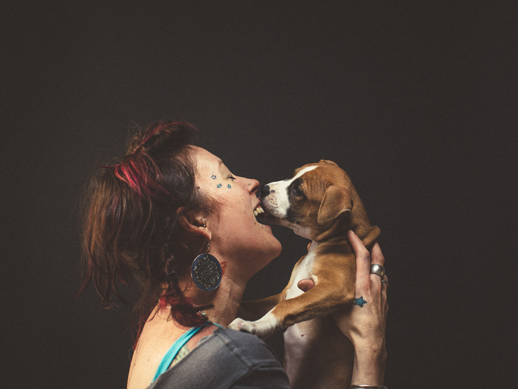 Humans_Kissing_Dogs_3.jpg