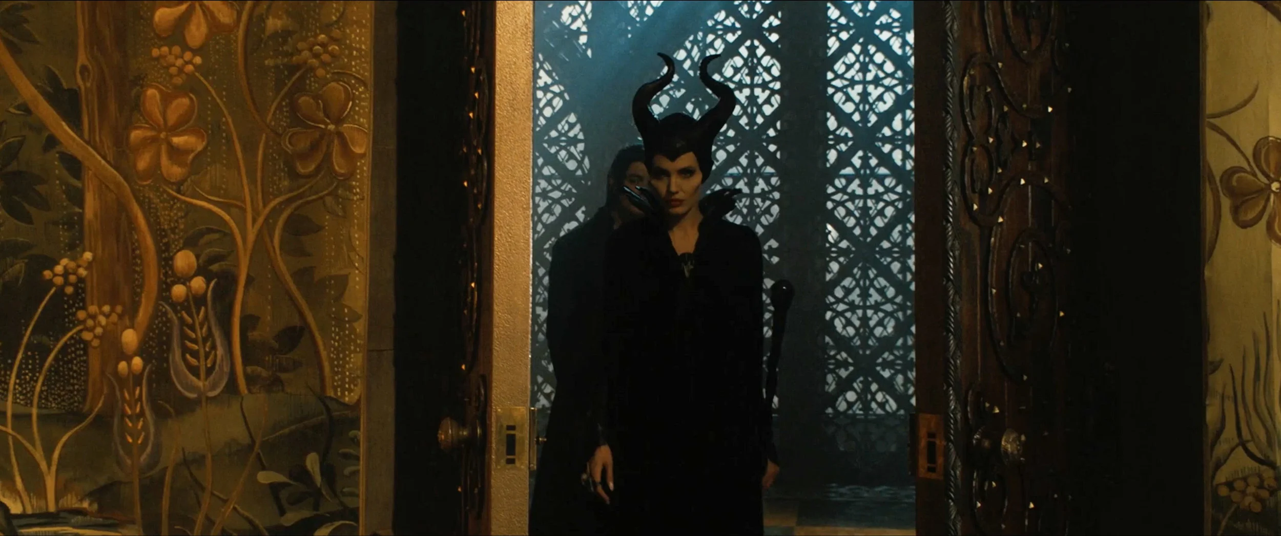 maleficent- set photo