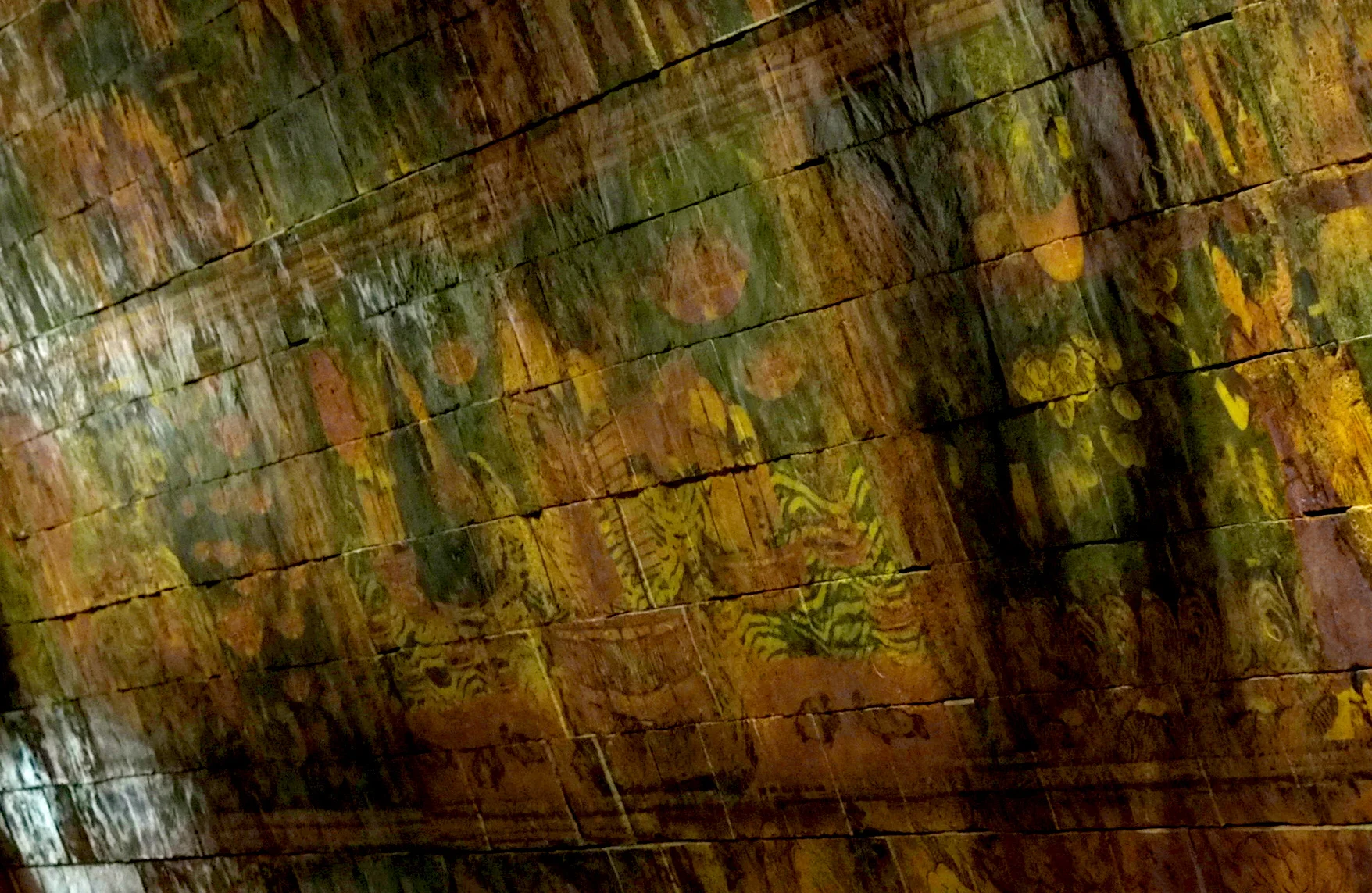 TOMB R - set detail