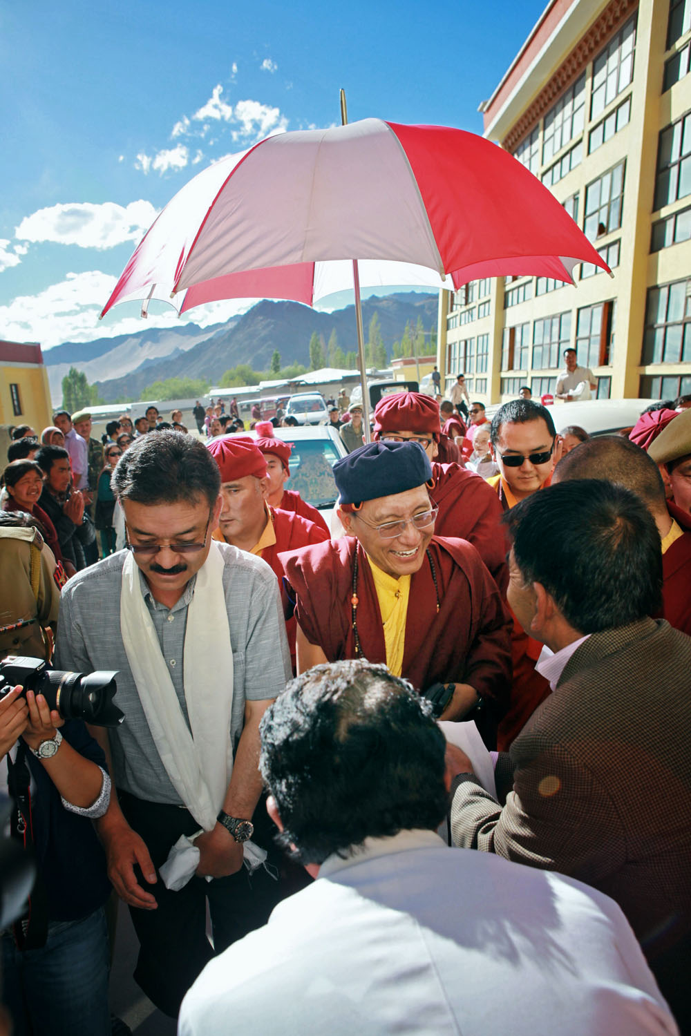 H.H. arriving at Leh Hospital, Ladakh