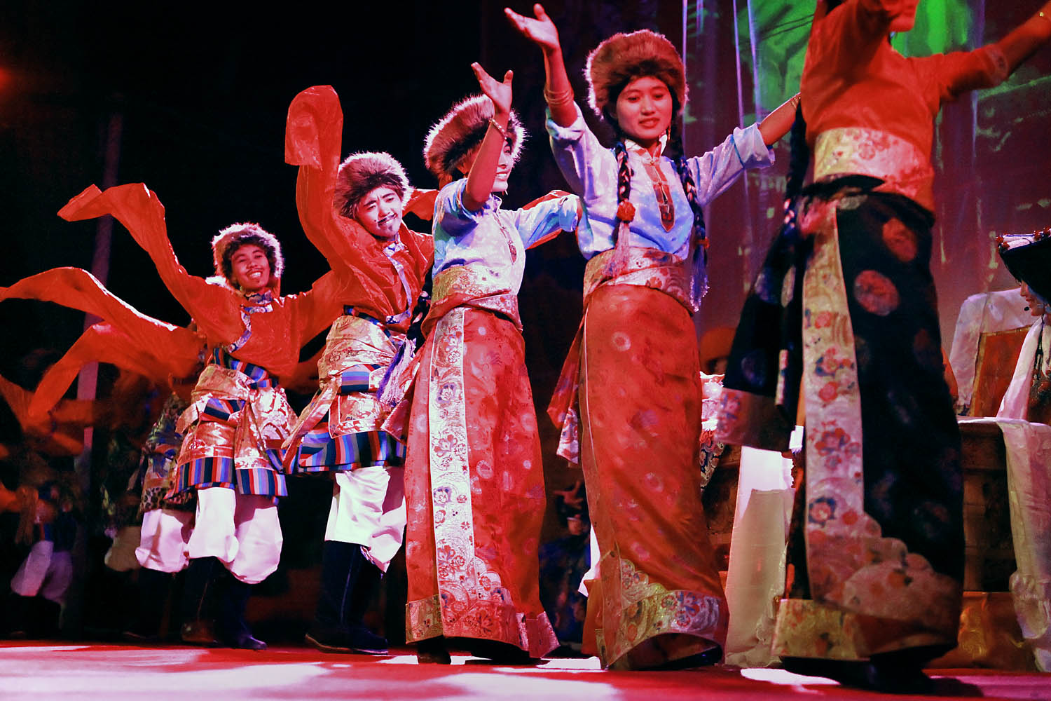 Theatrical performance by Drukpa nuns, Hemis Monastery