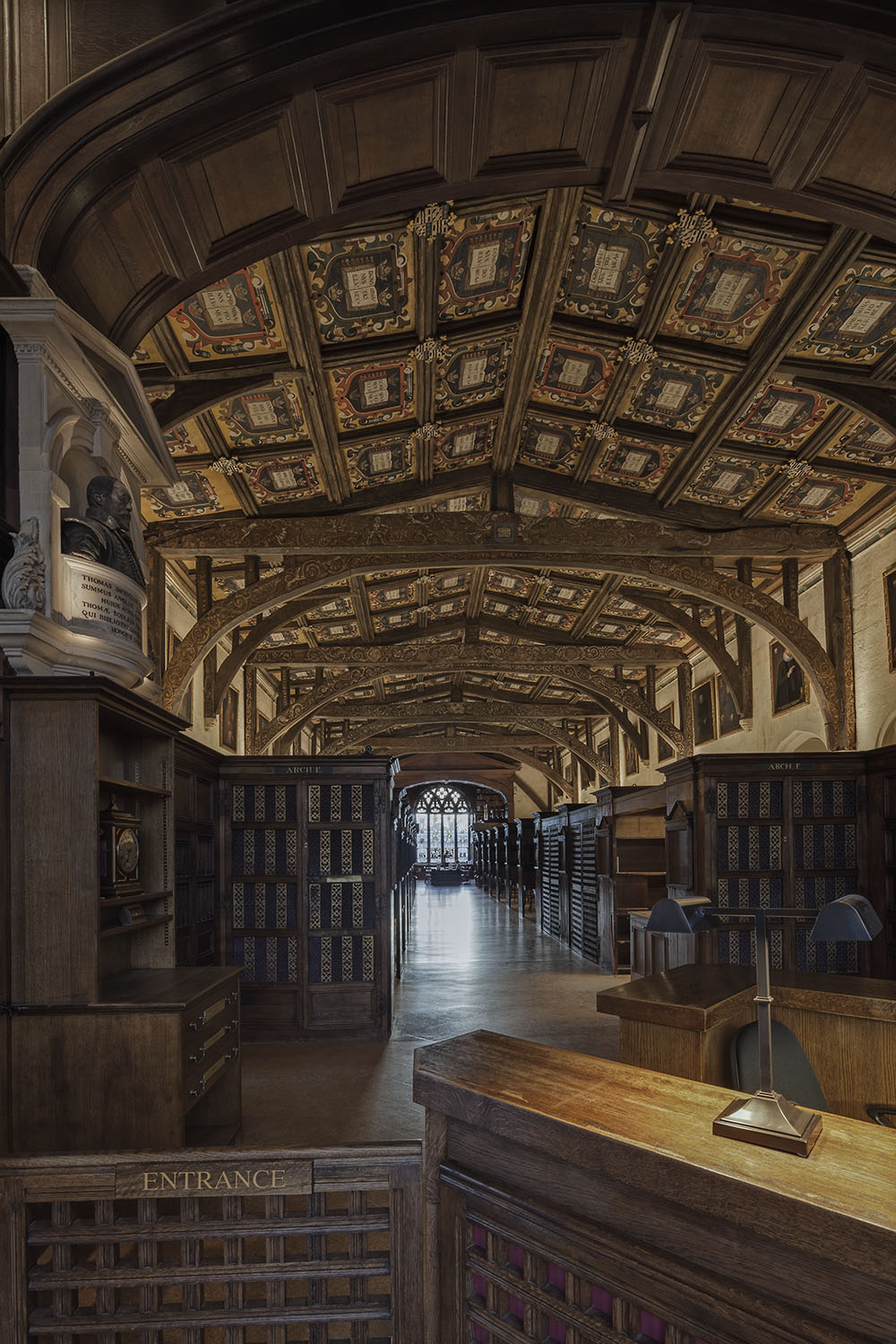  Photography by Dan Paton showcasing the new lighting installation by Urban Jungle and Oxford University Estates in Duke Humfrey's Library - the oldest part of the Bodleian Library, University of Oxford, Oxford, UK 