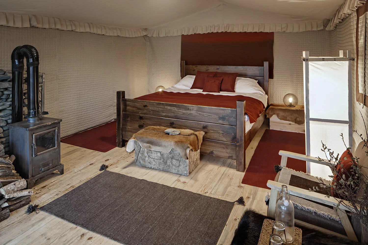 Tent interior - Norden Travel - Amdo, Tibet