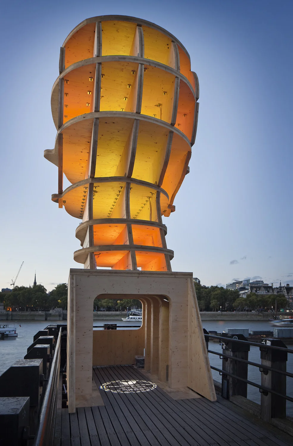 Light sculpture, "Head Above Water" by Steuart Padwick on the Oxo Tower pier, South Bank, London. Interactive lighting installation by Hoare Lea Lighting. The sculpture supports Time to Change's campaign to remove the stigma of mental illness.