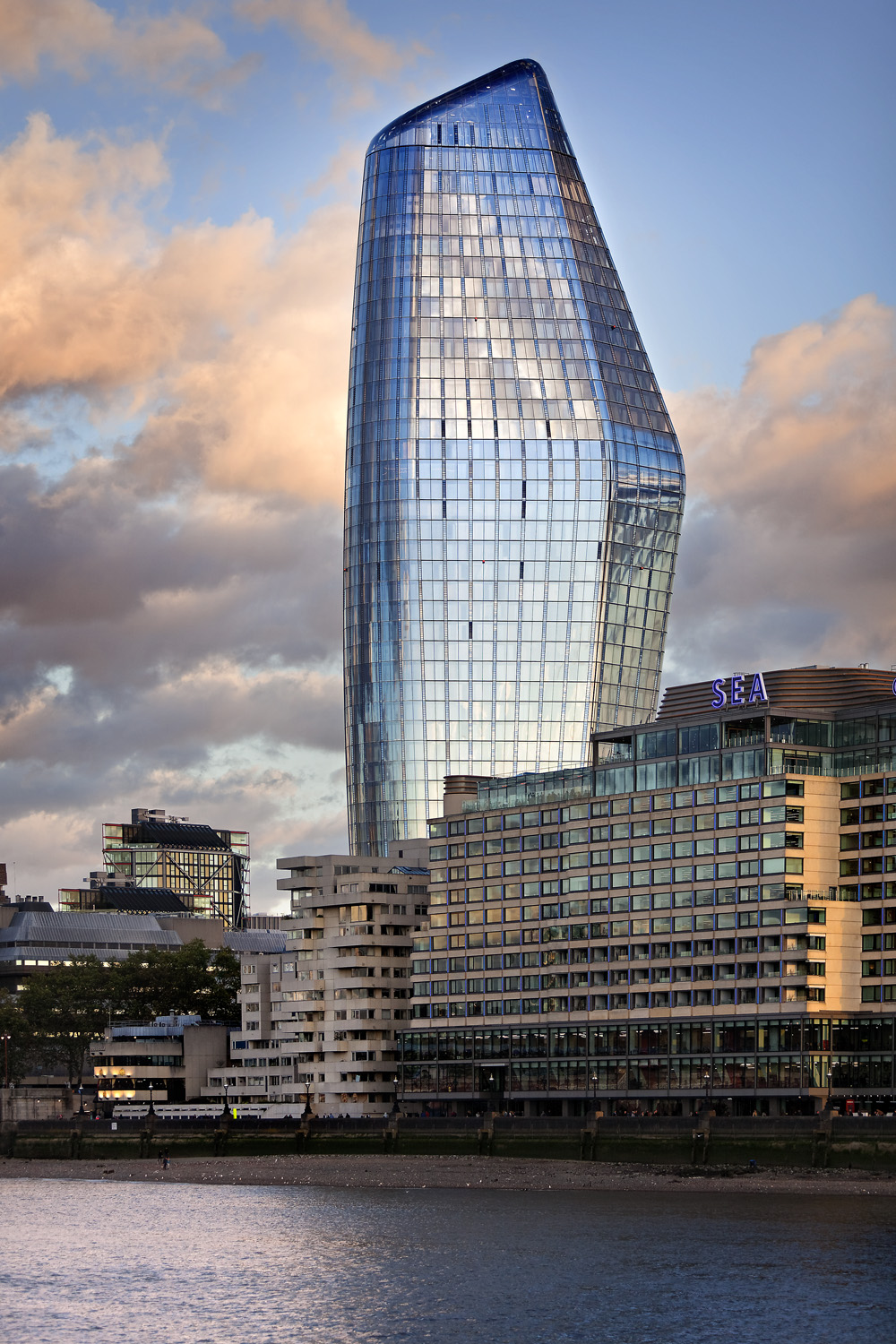  SimpsonHaugh and Partners' One Blackfriars, Southwark, London, UK 