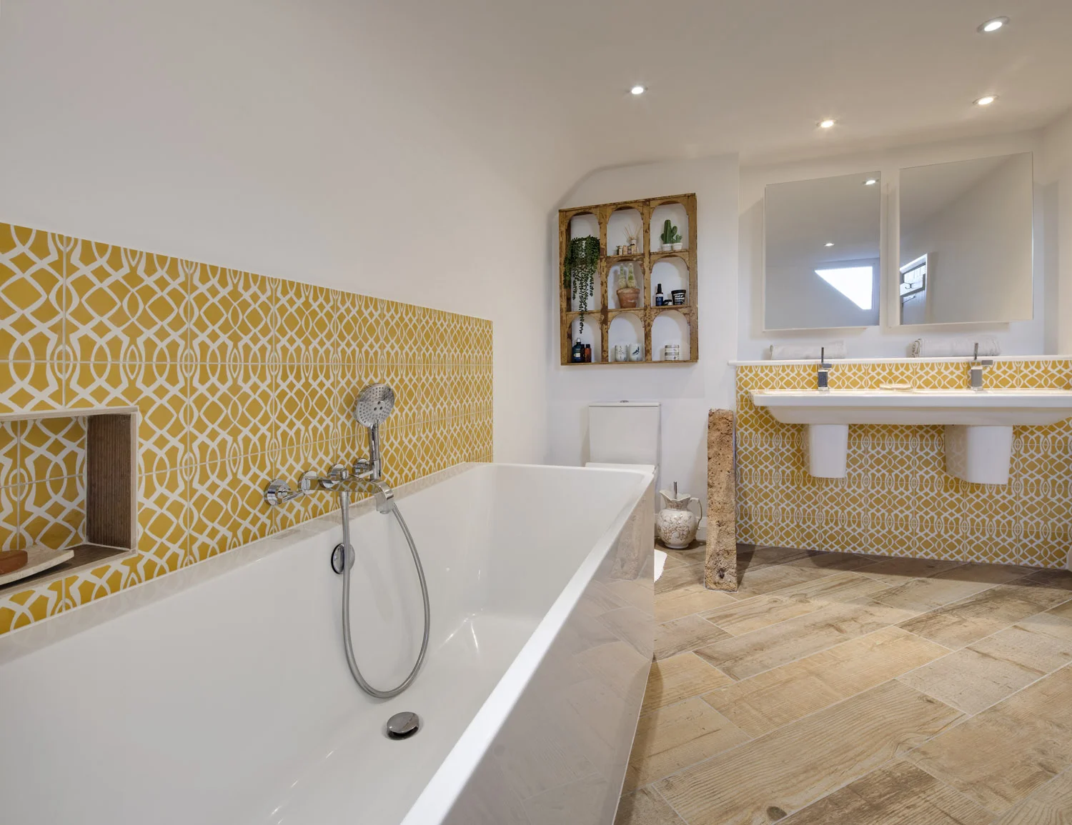 The new extension and barn conversion at Manor Farm, Boars Hill, Oxford, by Transition by Design.