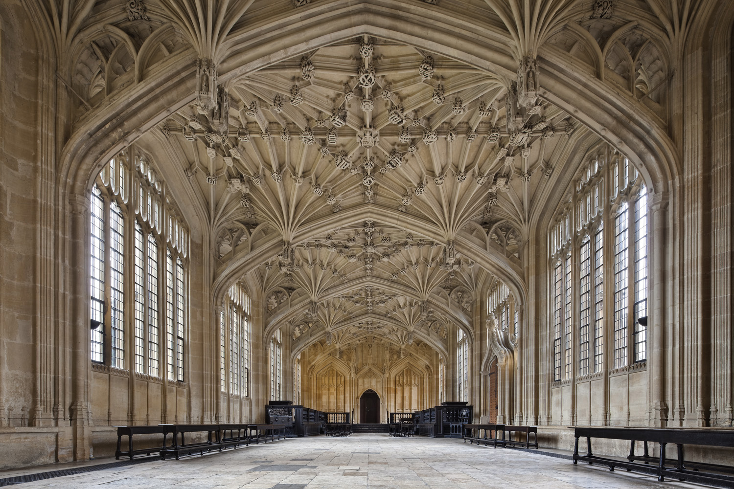  Divinity School, Bodleian Libraries, Oxford, UK 