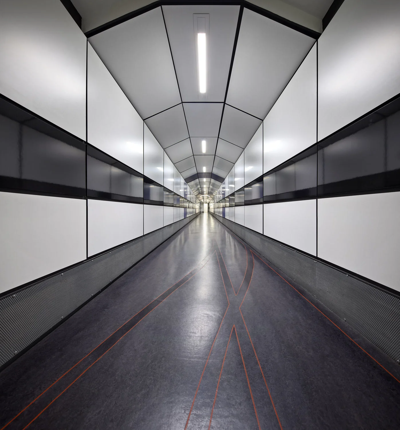 The Gladstone Link tunnel that connects the Bodleian Library to the Radcliffe Camera - part of the Bodleian Libraries, University of Oxford, Oxford, UK