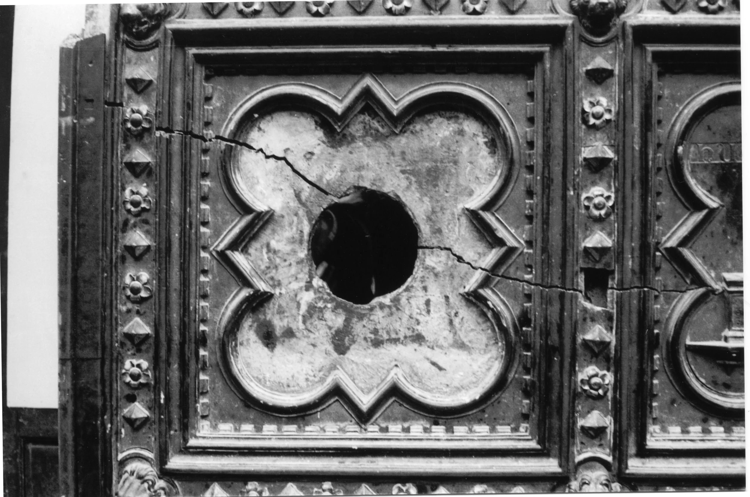foto14_portonebattistero.jpg
