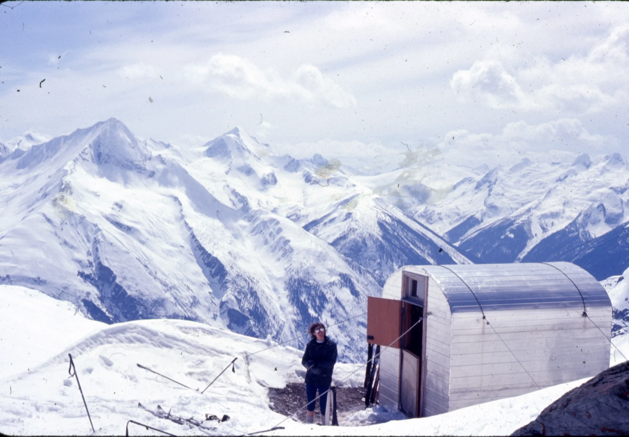 PSS.97 Sapphire Col. View to Purity Mtn. Apr.1973