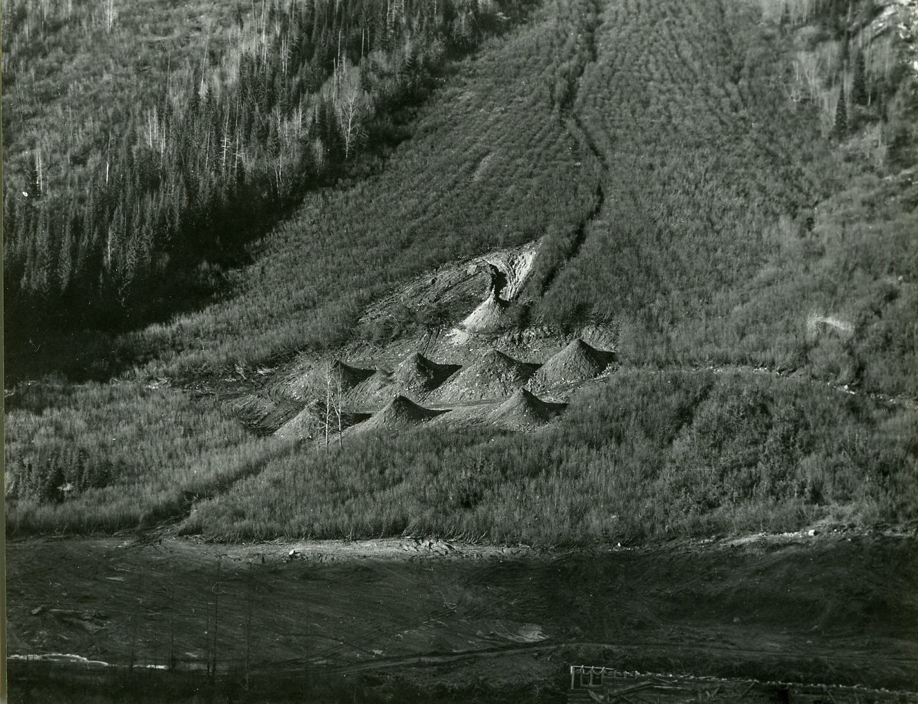 PSA.23 First earthmounds for avalanche control.