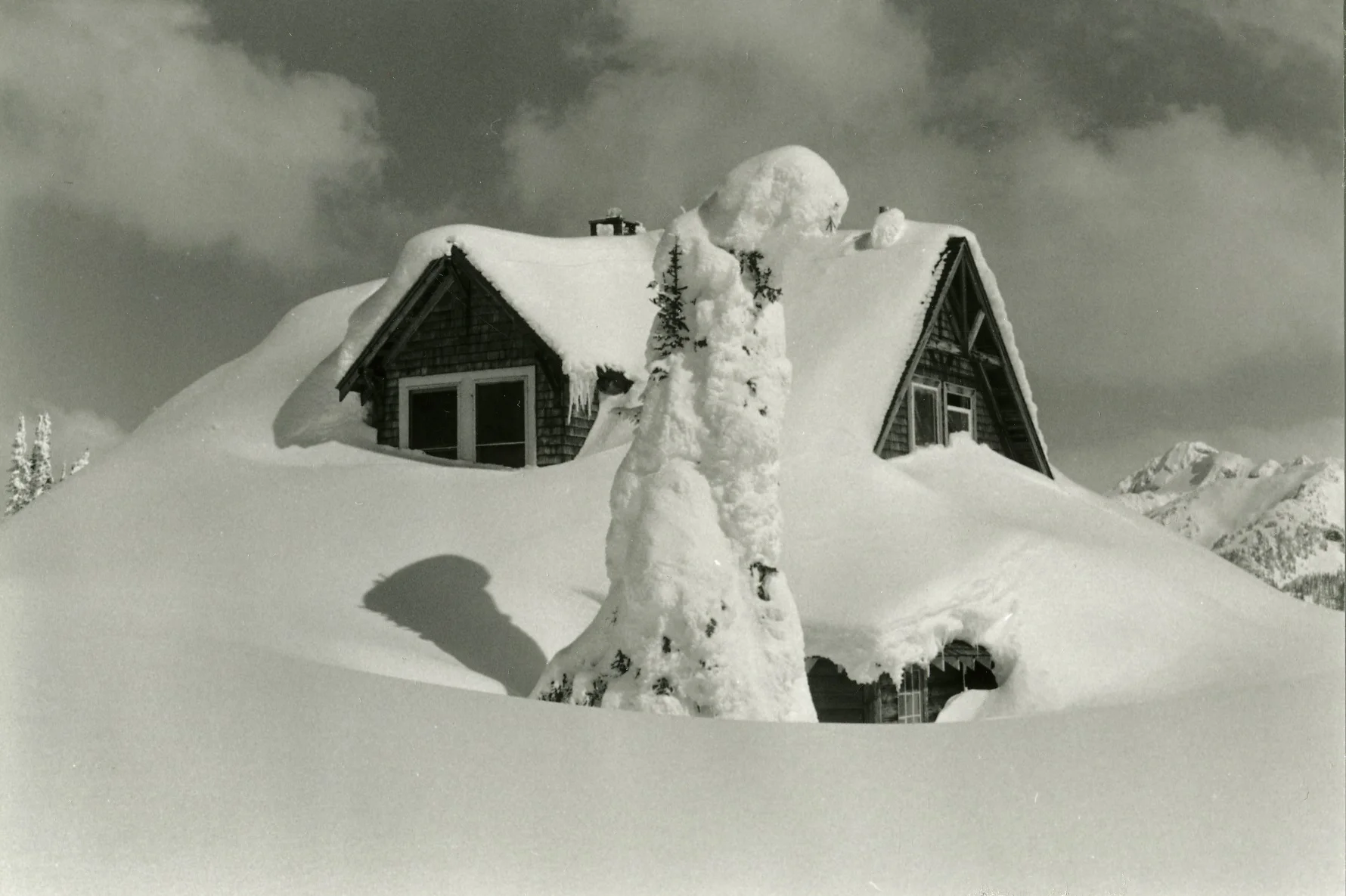 PSA.86 Heather Lodge at Mt. Revelstoke. End of winter with 30 year max snowfall. Mar. 31, 1967