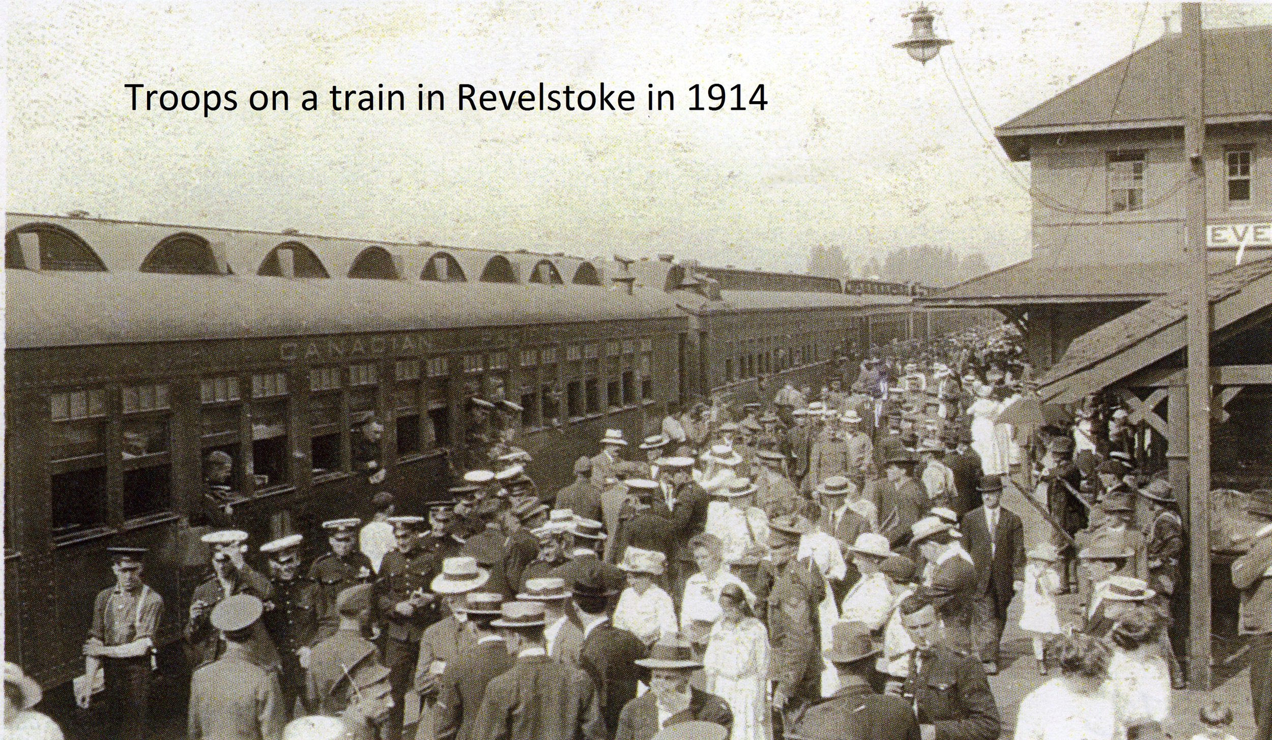 5072 Troop Train Revelstoke 1914.jpg