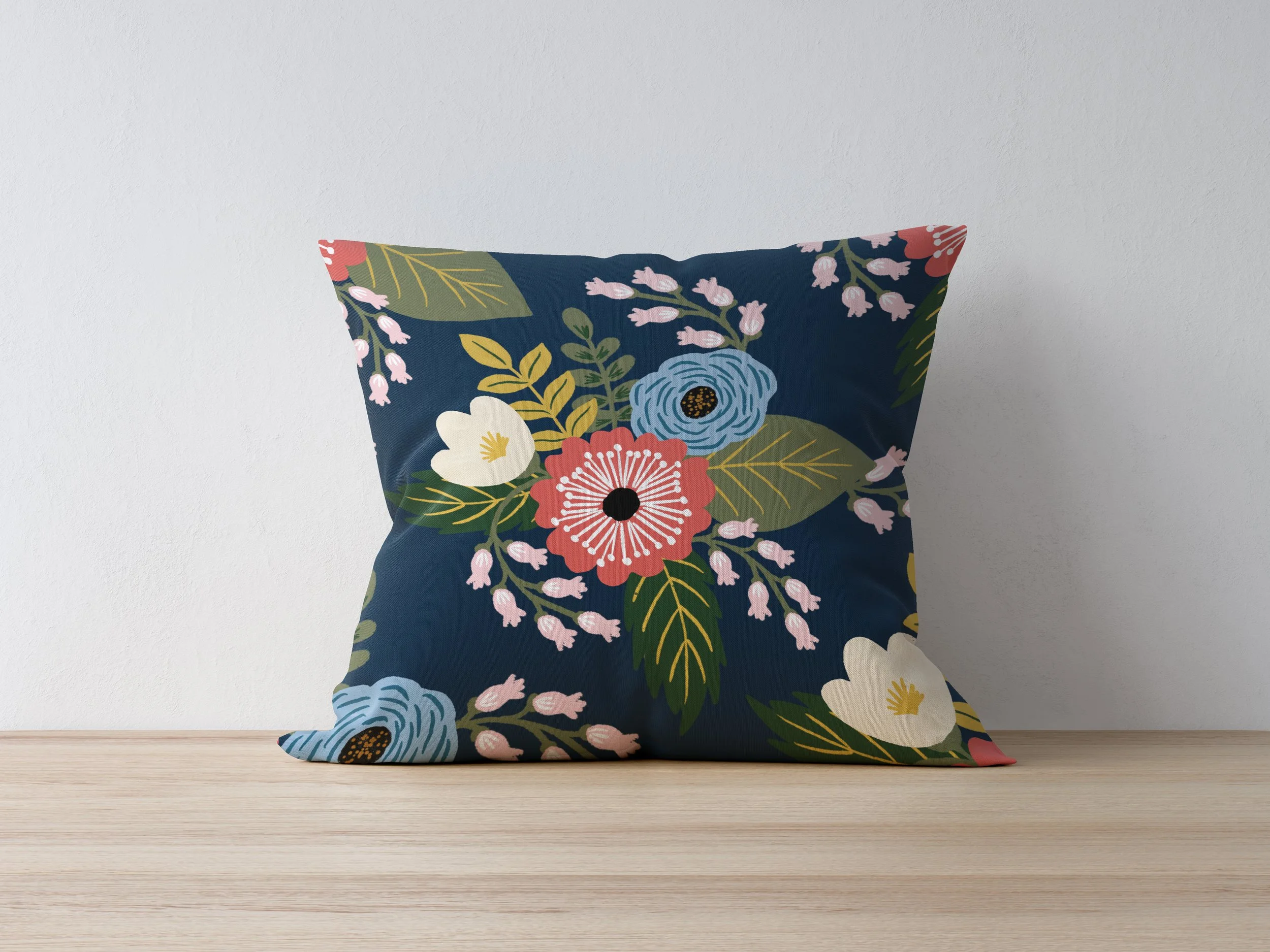 LehanVeenker_LaFleur_Pillow_NoLabel.jpg