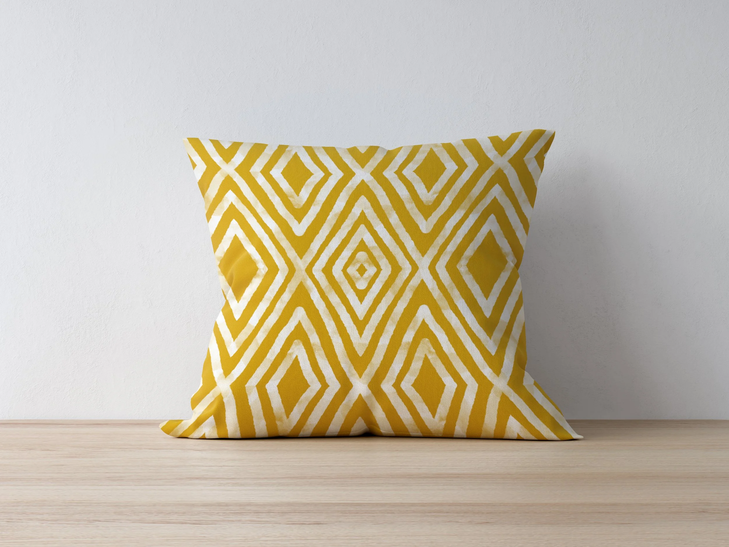 LehanVeenker_FrostedDiamonds_Pillow_NoLabel.jpg