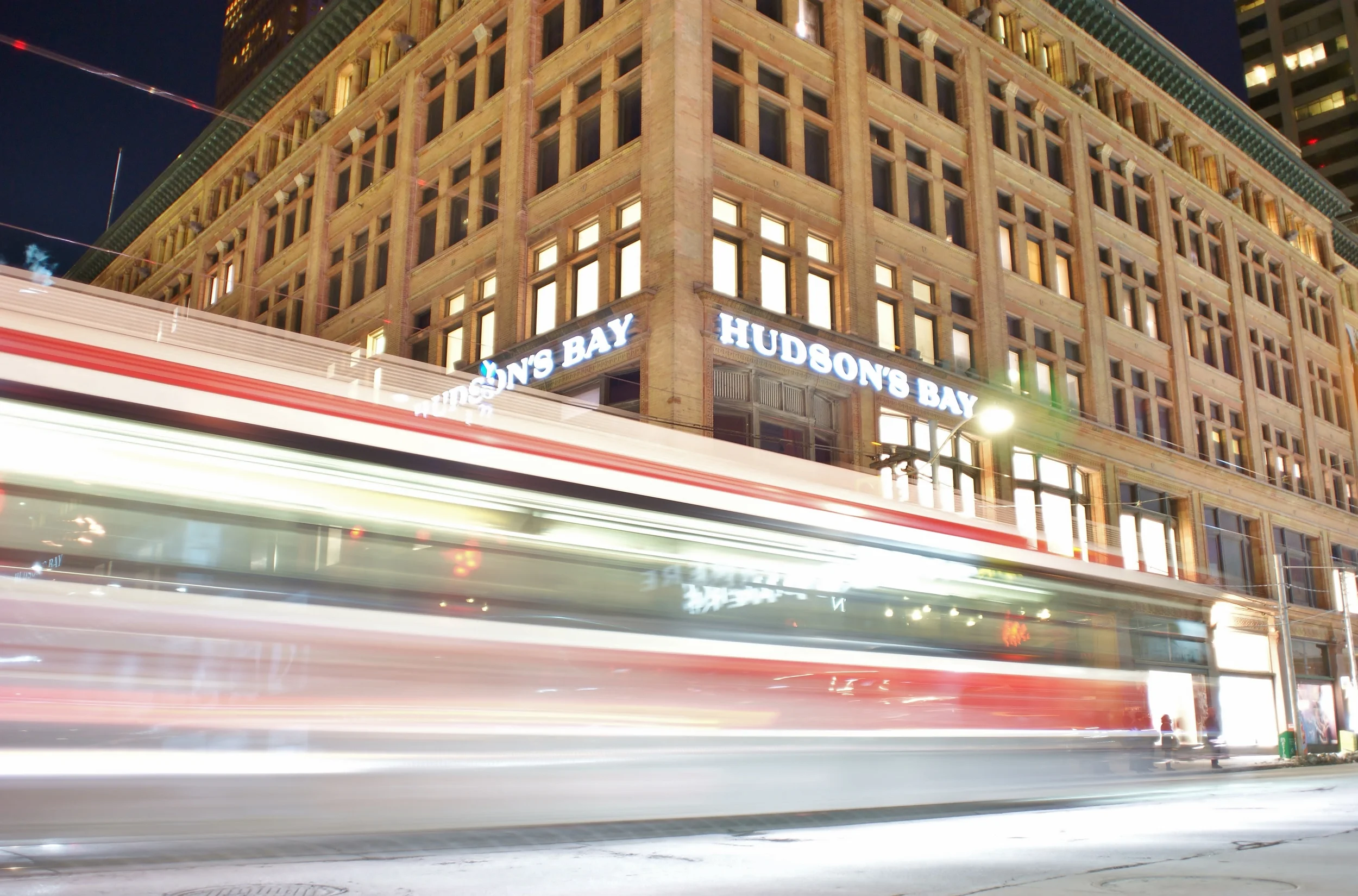 Hudson's Bay Streetcar Blur