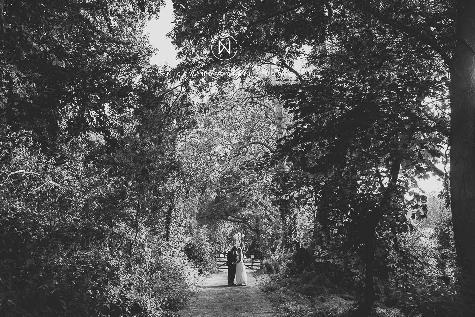 CORNWALL-WEDDING-PHOTOGRAPHER-87.jpg