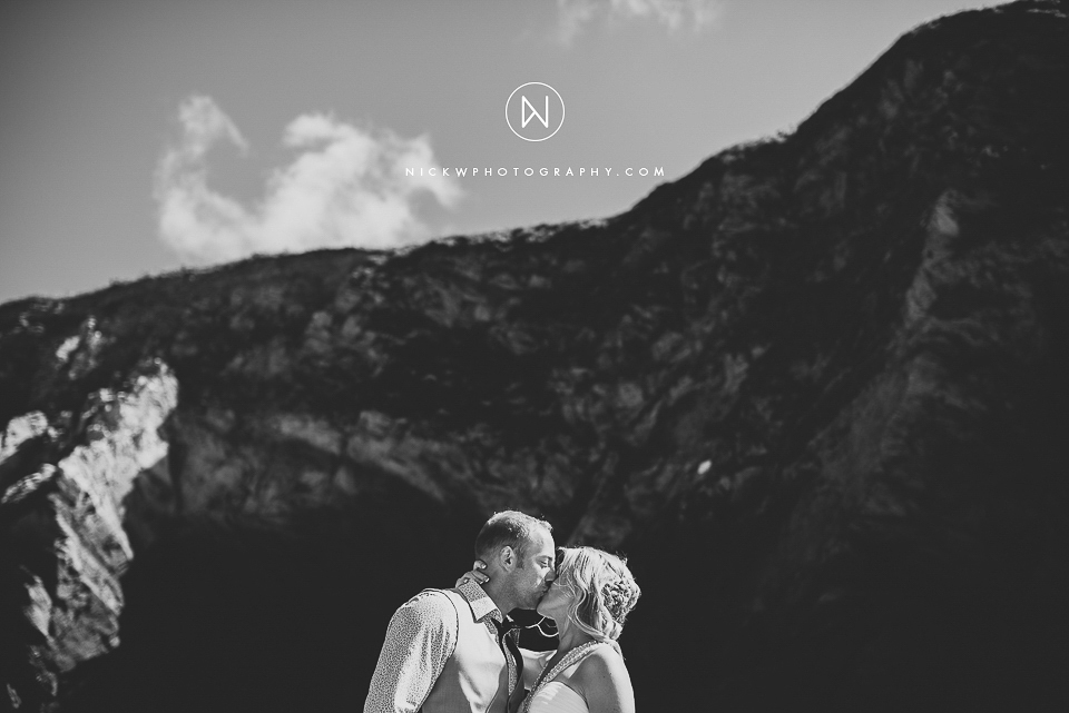 CORNWALL-WEDDING-PHOTOGRAPHER-123.jpg