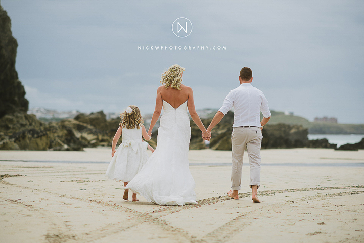 BEST-WEDDING-PHOTOGRAPHER-CORNWALL-2015-240.jpg