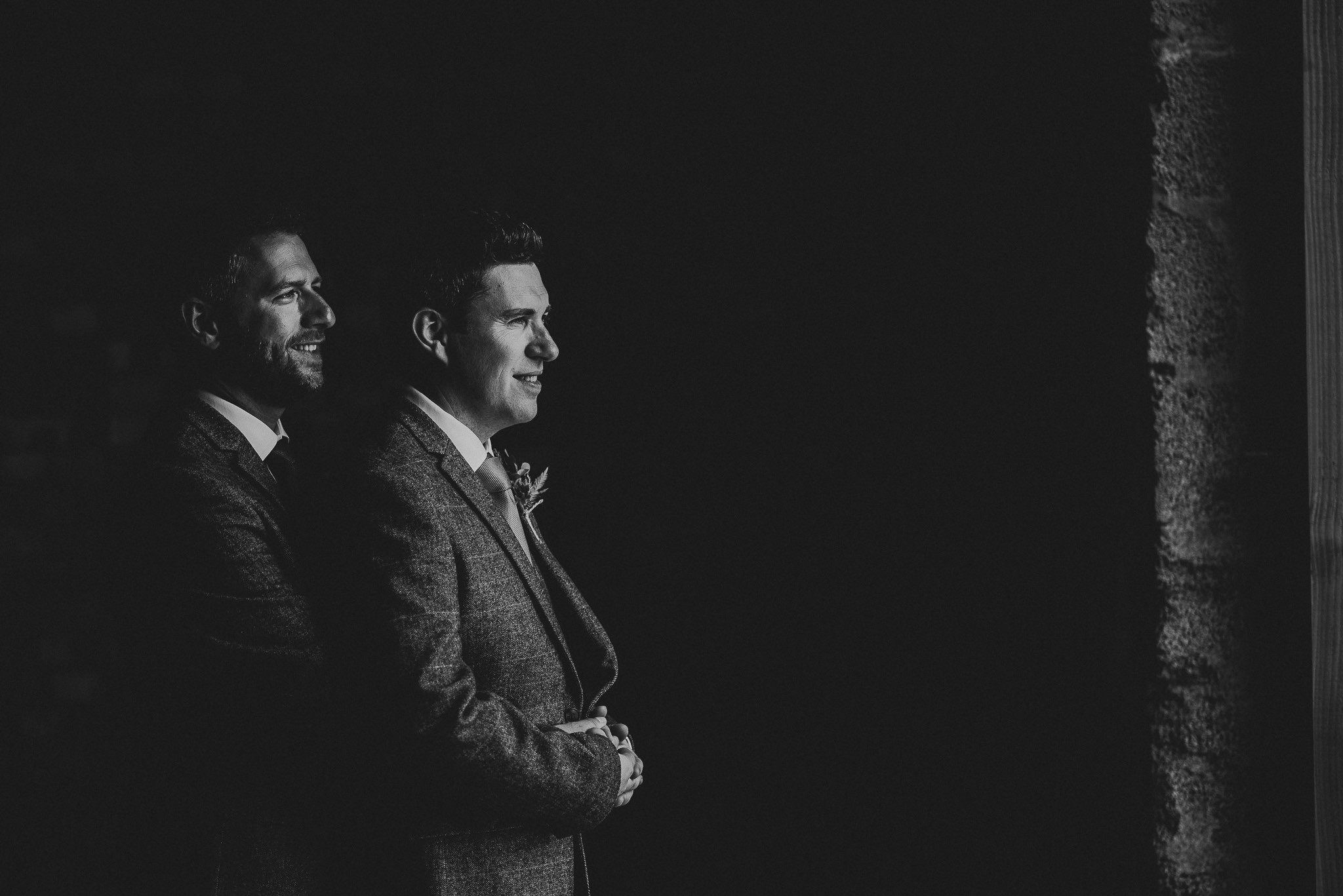 CORNWALL-WEDDING-PHOTOGRAPHER-108.jpg