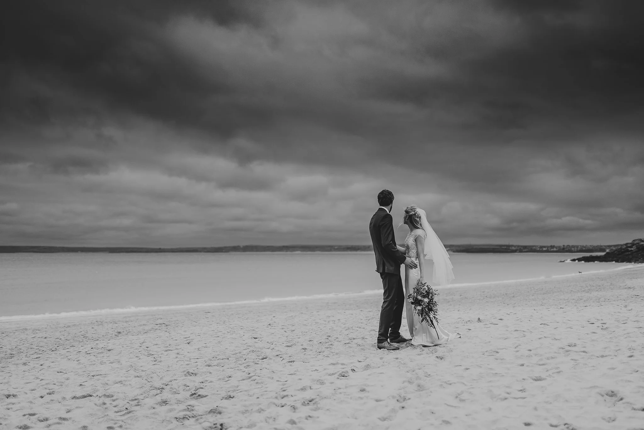 CORNWALL-WEDDING-PHOTOGRAPHER-3172.jpg